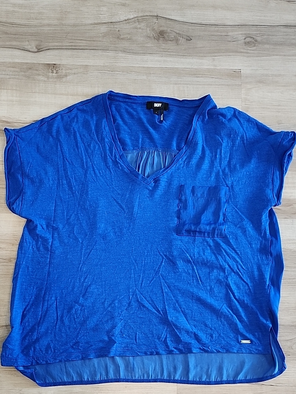 DKNY Royal Blue V-Neck Hi/Lo Pocket Short Sleeve Top Large